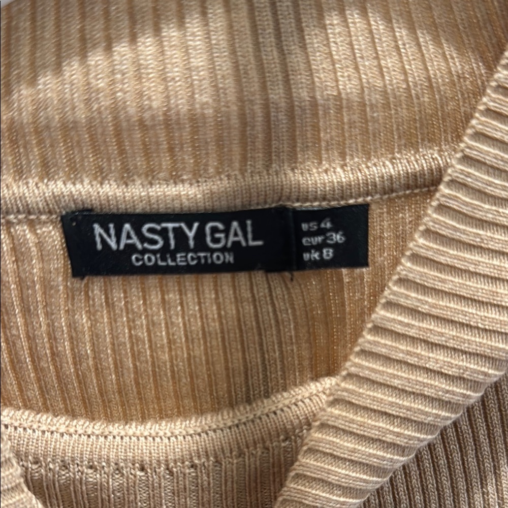 Tan Ribbed Knit Cropped Sweater - Picture 2 of 2